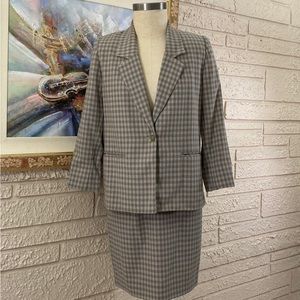 Gallant Dusty Peach & Taupe Plaid 2pc Jacket Skirt Suit